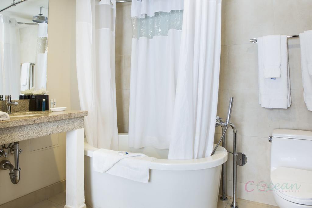 C Ocean Rentals At Strand Ocean Drive (Adults Only) マイアミビーチ エクステリア 写真