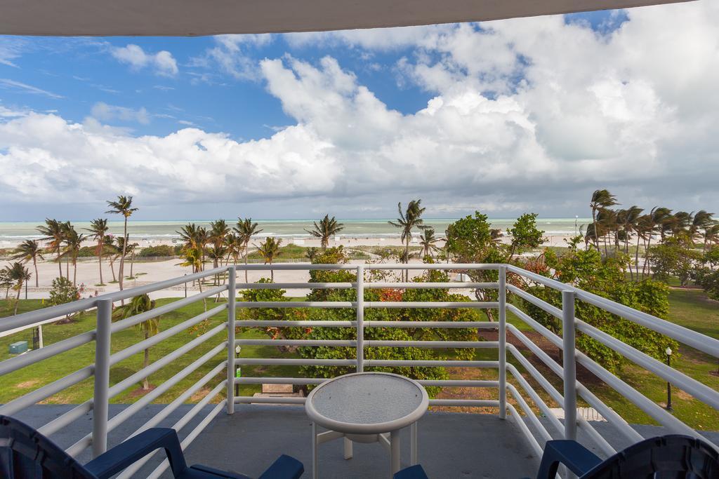 C Ocean Rentals At Strand Ocean Drive (Adults Only) マイアミビーチ エクステリア 写真
