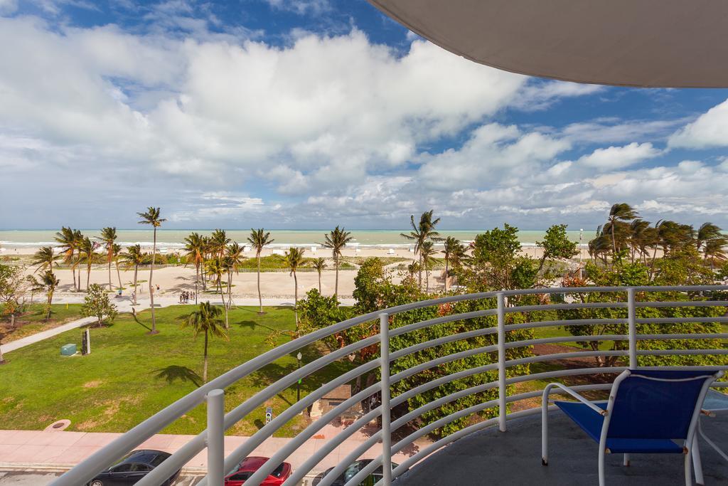 C Ocean Rentals At Strand Ocean Drive (Adults Only) マイアミビーチ エクステリア 写真