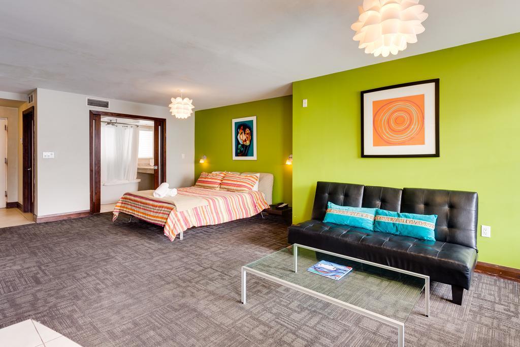 C Ocean Rentals At Strand Ocean Drive (Adults Only) マイアミビーチ エクステリア 写真