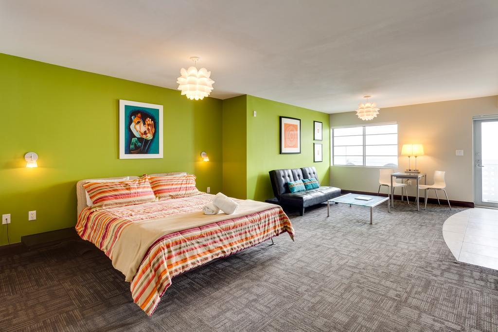 C Ocean Rentals At Strand Ocean Drive (Adults Only) マイアミビーチ エクステリア 写真